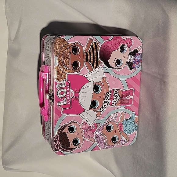 LOL Surprise Pets Neon Kitty Cat Plush 8" Orange & Tin Lunch Box - Picture 2 of 12